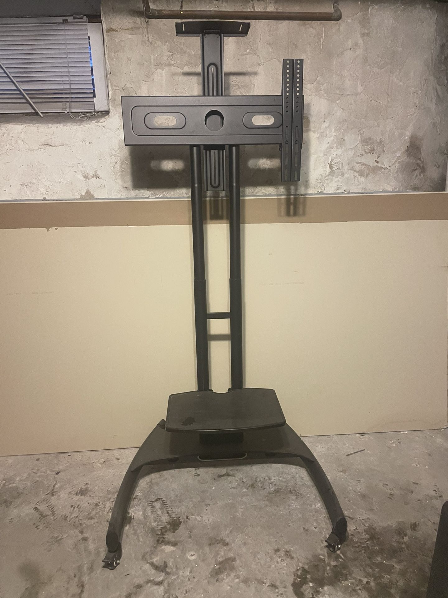 Flat Screen Stand Mobile