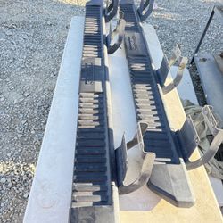 2024 F250 One Side Steps Running Boards