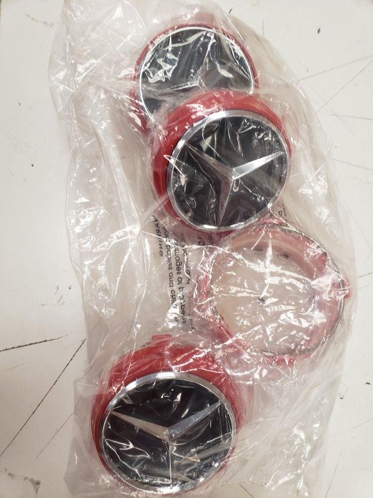 Mercedes Center Caps With TIRE Caps  (Red)