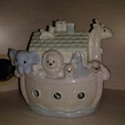 Precious moments Noah's ark nightlight