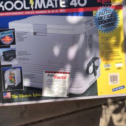 Cooler 40 Quart Plug In