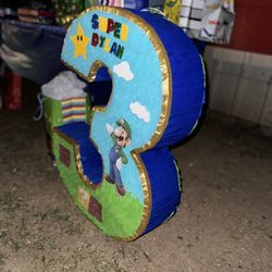 Custom Piñatas