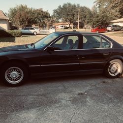 2000 BMW 740I 