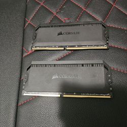 DDR RAM4 CORSAIR 32GB (2X16GB)