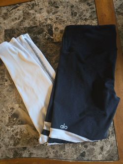 Alo Leggings small