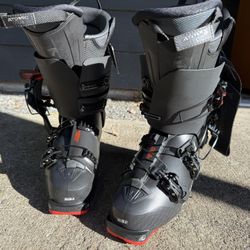 Atomic Hawx Ultra XTD 120 Alpine Touring Ski Boots 2022 - NEVER USED!