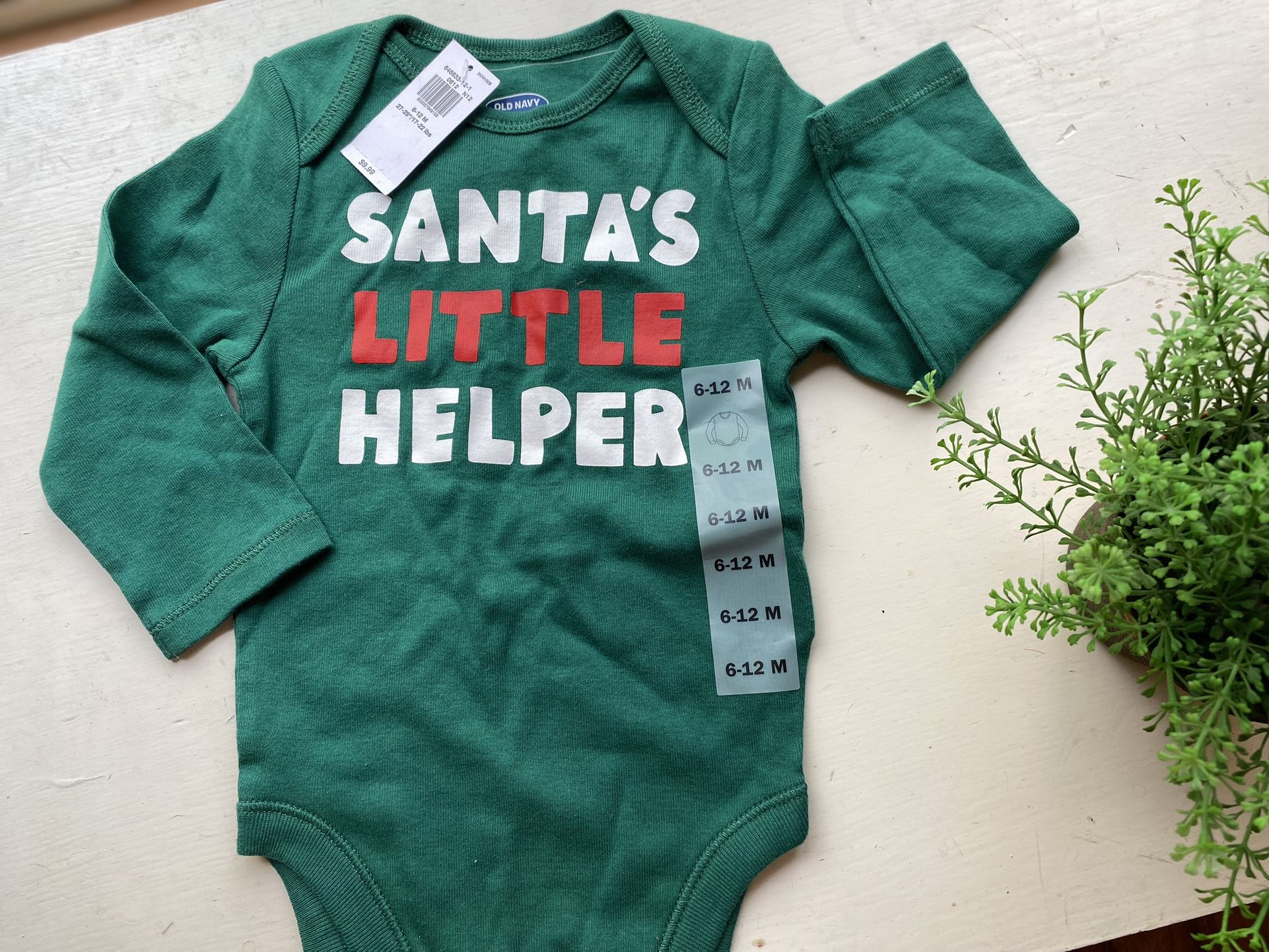 NWT Old Navy Baby Size 6-12 Months Green Christmas Bodysuit “Santa’s Little Helper “