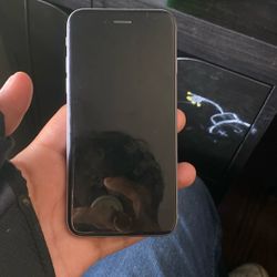 iPhone Six For Parts /needs H4CK1n&