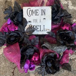 halloween door ornament 