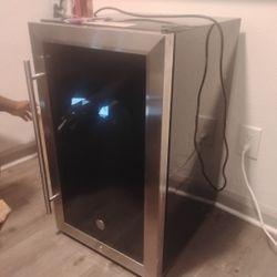 Ge Wine And Beverage Freeezer
