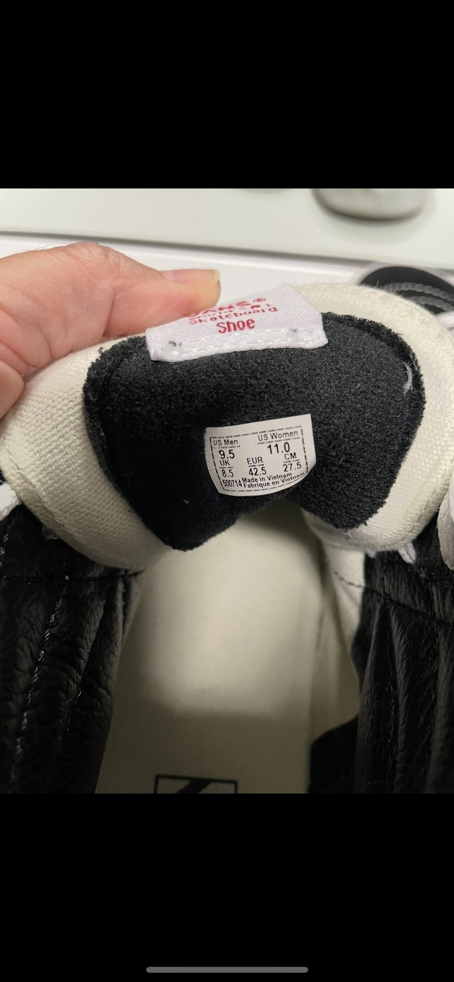 Men’s Vans Size 9.5 Shoes