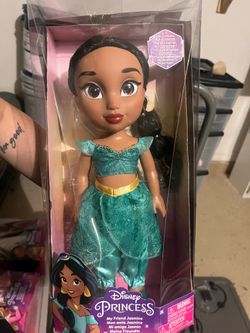Disney Princess Doll Bundle