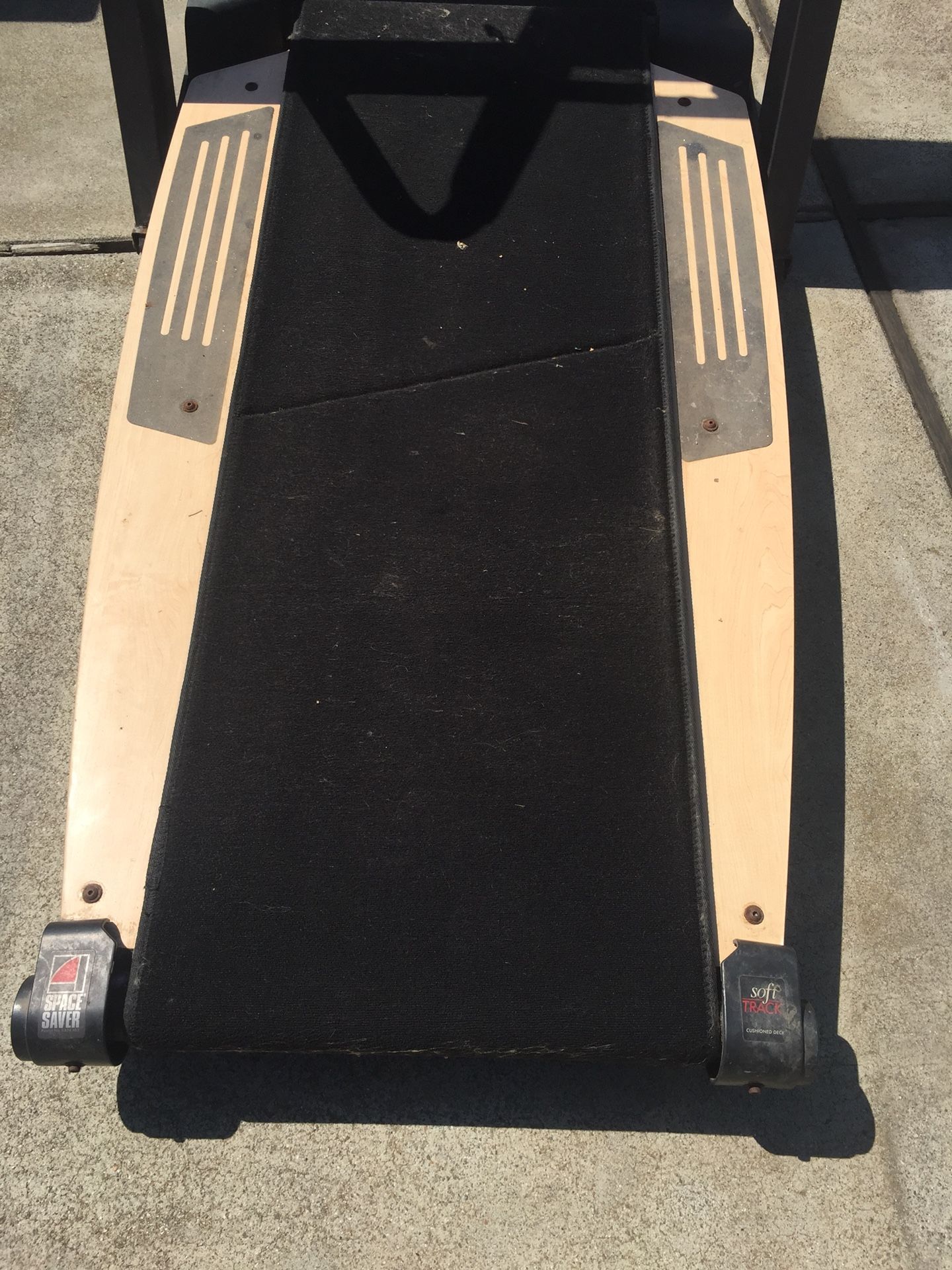 Treadmill HealthRider S500i for Sale in Stockton CA OfferUp
