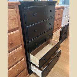 5 drawers dresser / Five drawers dresser