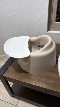 Bumbo Floor Seat PLUS+ with tray