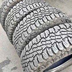 275 70 18 Goodyear Tires