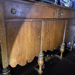 Antique Furniture 