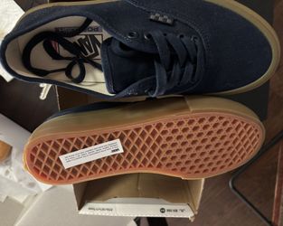 New -- Navy/Gum Vans 7 Men