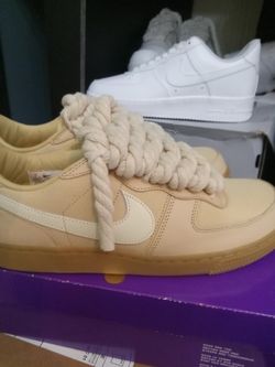 Nike Temperature Size 9 New