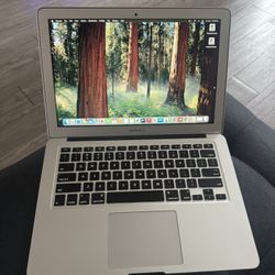 MacBook Air (13 Inch 2017)