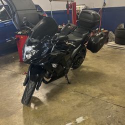 2011 Suzuki GSX-1250