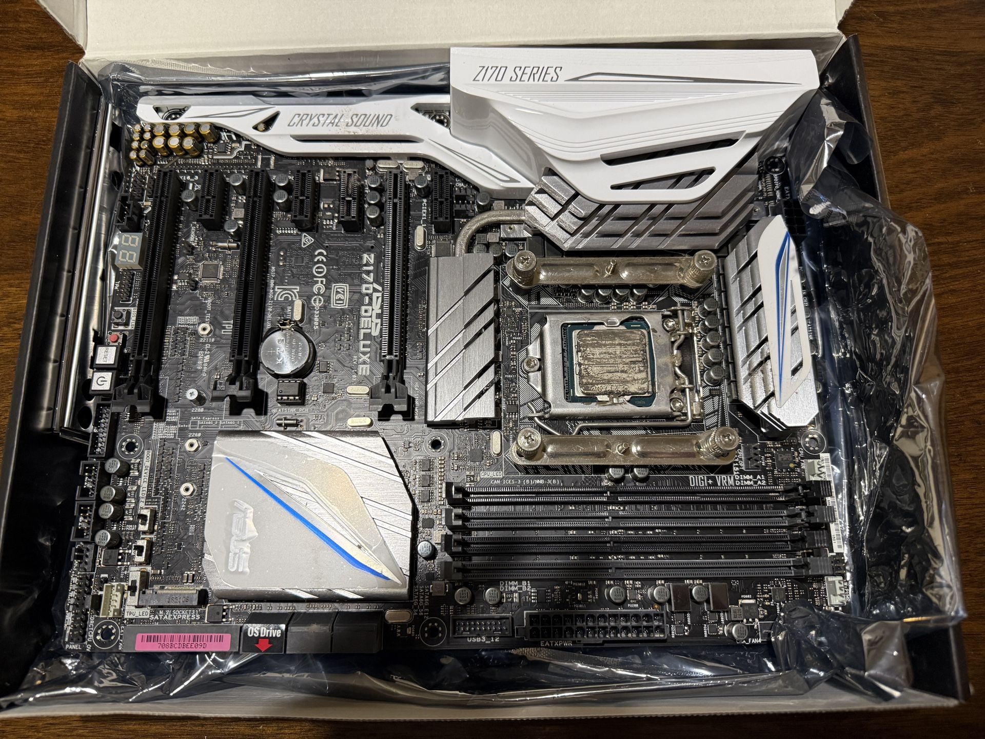 ASUS Z170-DELUXE Motherboard + Intel CPU (LGA1151) – Great Shape w/ I/O Shield