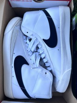 Women’s Nike Sneakers