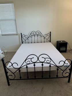 Queen Bed Frame Black Metal Ornate Scrollwork + Lucid Mattress and cover – Queen
