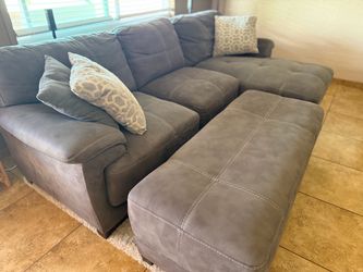 Gray Sectional Sofa with Chaise
