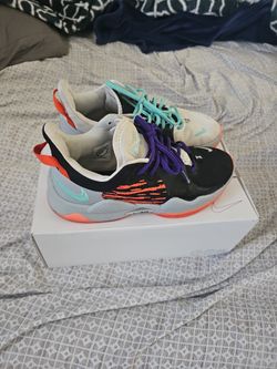 Size 11 PGs Nike I.D