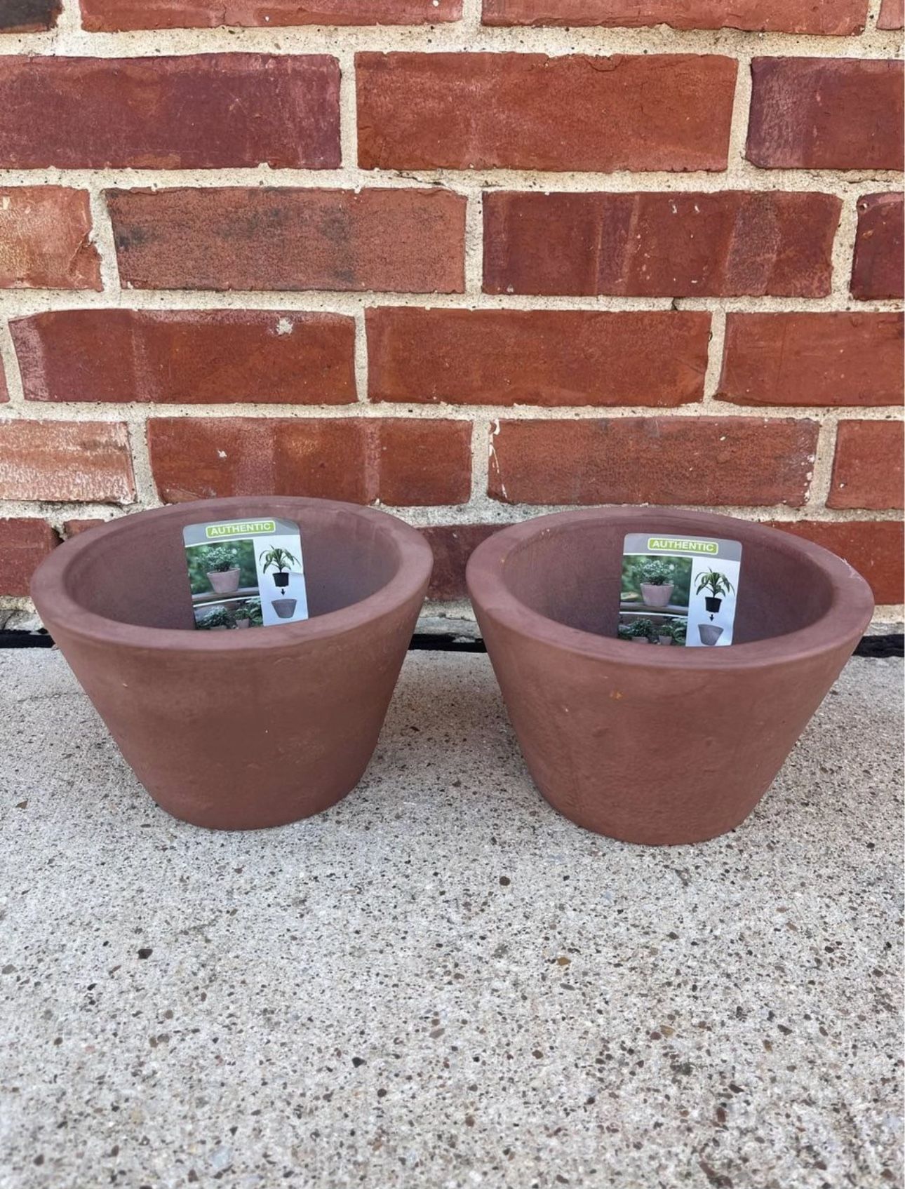 2 x Brand new in box Southern Patio Vaso 7.9 in. x 5.2 in. Terracotta Clay Pot