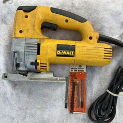DeWalt Heavy Duty Variable Spd Orbital Jig Saw -DW321-5.8 A, Clean, Afj Speed Dial, Blades.