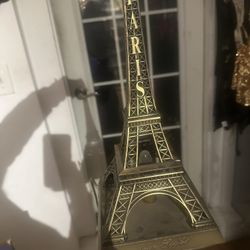 Eiffel Tower Lamp