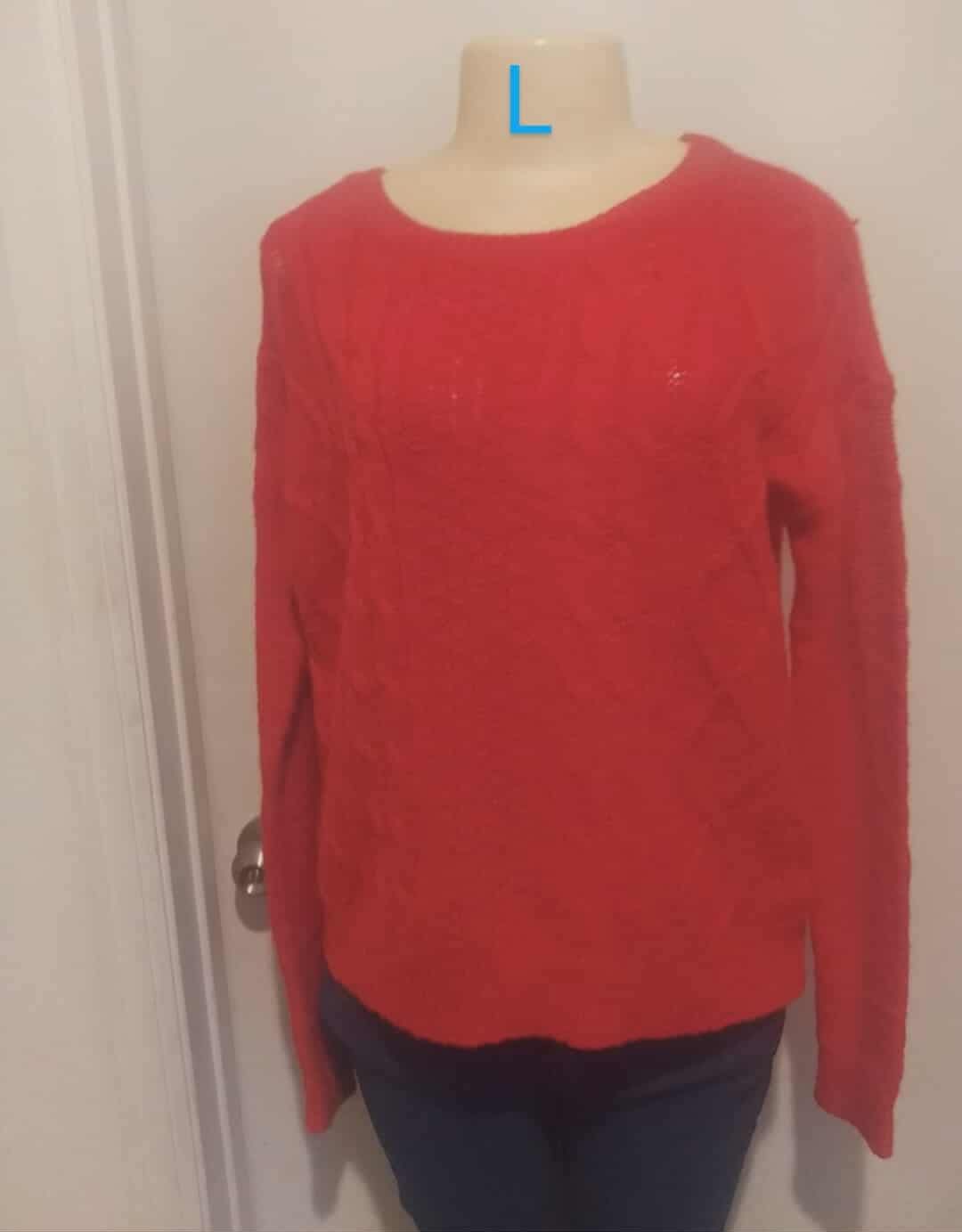 Like New Women’s Red Sweatshirt Size Large