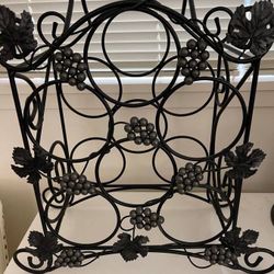 VINTAGE BLACK WROUGHT IRON WINE HOLDER RACK W GRAPE VINES DECORATION