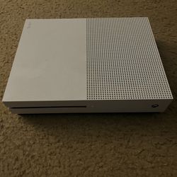 Xbox One S With Pink Controller
