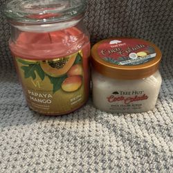 Papaya Mango Candle And Coconut Scrub 
