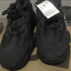 Adidas Yeezy 500 Utility Black Size 9.5 M - $200