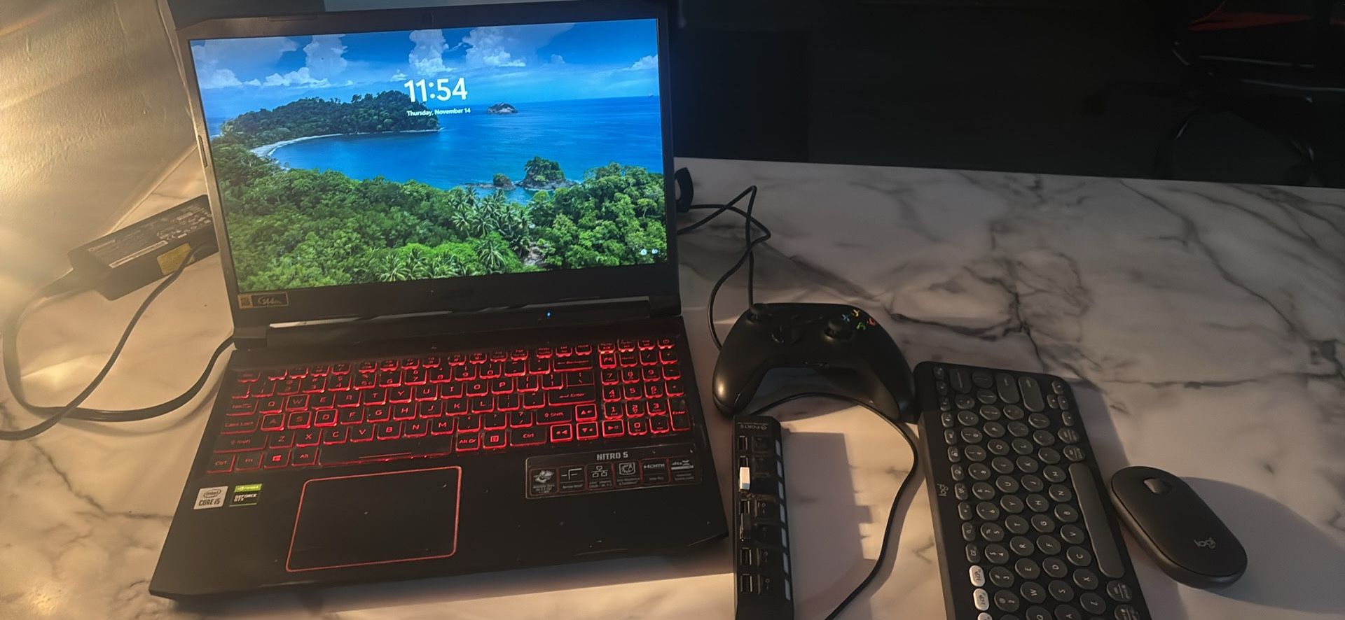 Gaming Laptop & Monitor
