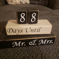Days Until Mr and Mrs Sign