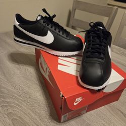 Nike Cortez