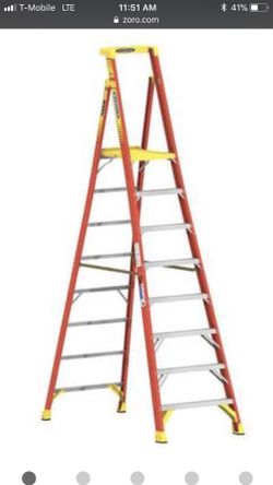 12 ft podium lader