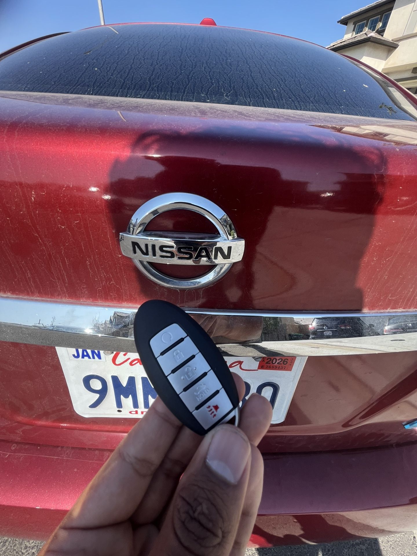 car keys \\ llaves de carros