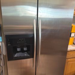 Great Functioning, Refrigerator, And Freezer 