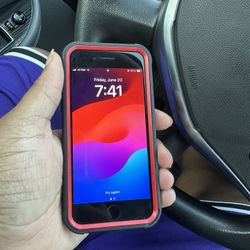 Unlocked iPhone SE 2022