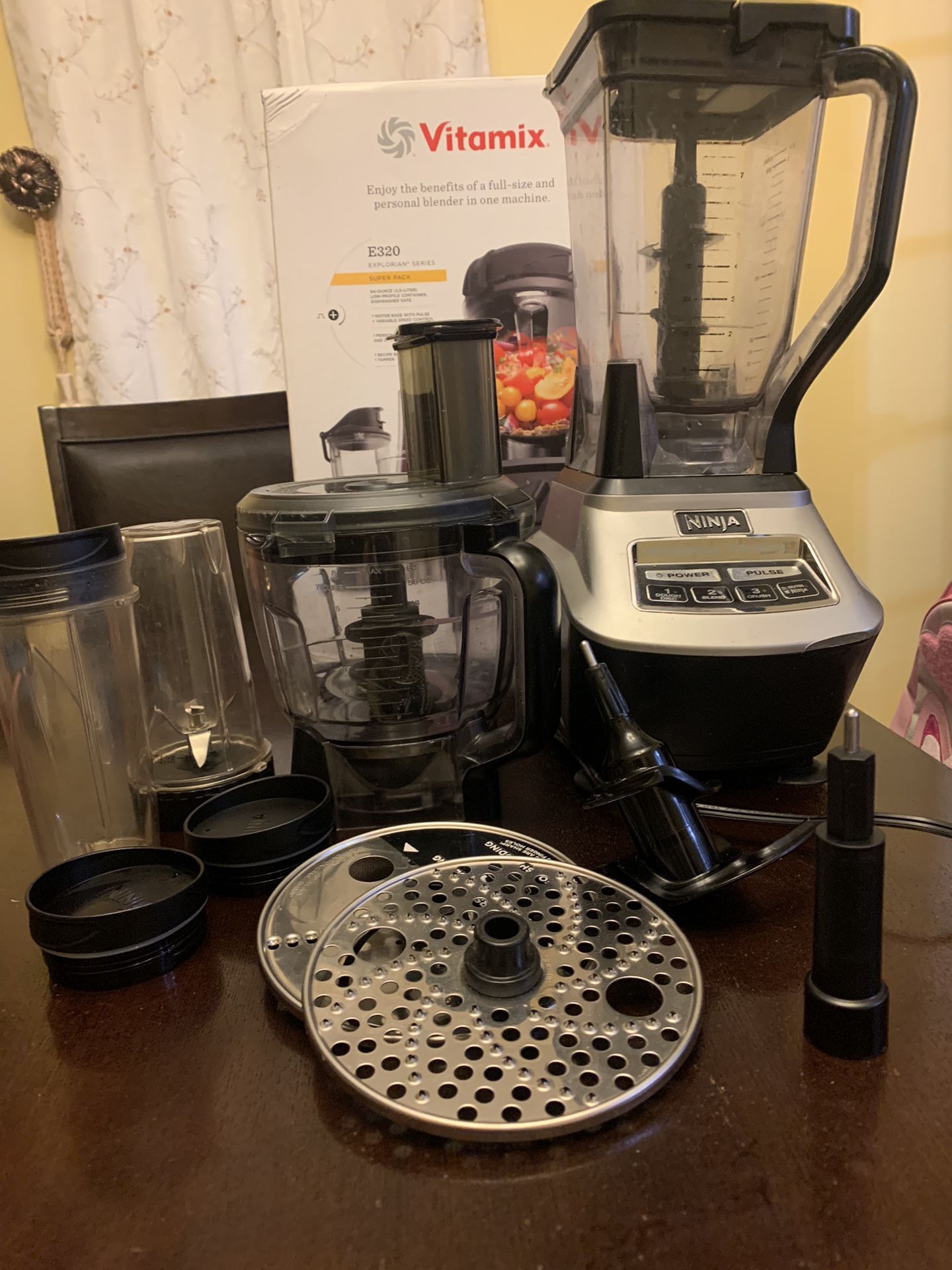 Ninja BL770 Mega Kitchen System, 1500W for Sale in Chicago, IL - OfferUp