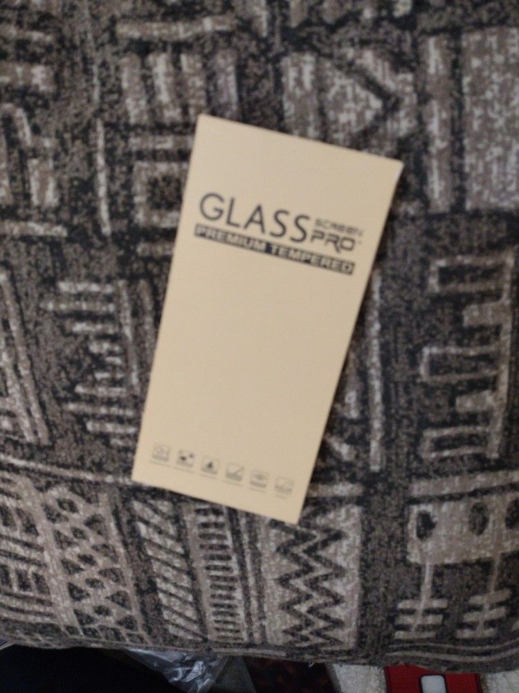 I Phone 16 Pro Max3 X Tempered Premium Glass Screen Pro