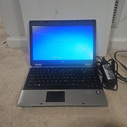 HP ProBook 6450b Laptop 320 GB HDD / 6GB  Memory with Power Chager