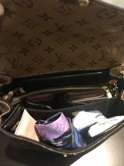 2018 limited edition pochette metis Louis Vuitton with receipt for Sale in  Seattle, WA - OfferUp