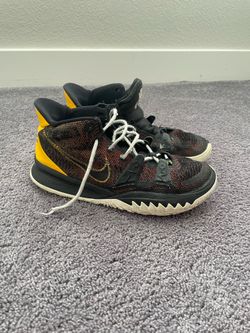 Kyries size 9